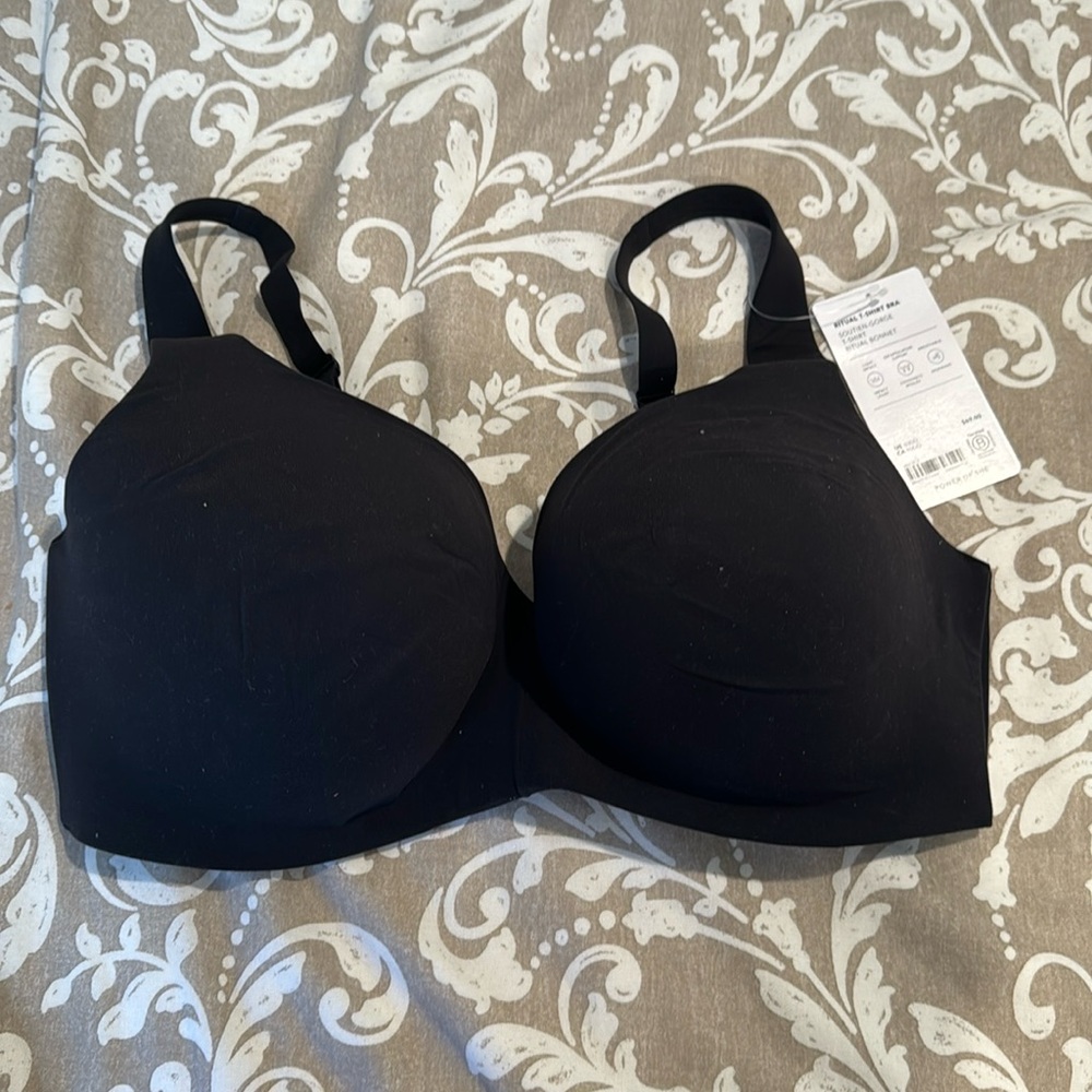 Athleta Ritual T-shirt bra Size 40DD Black NWT never worn